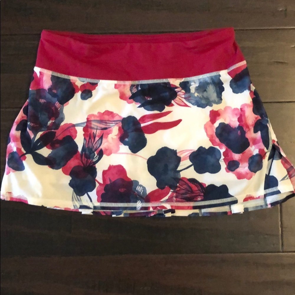 Lululemon Size 4 Regular pace setter inky floral